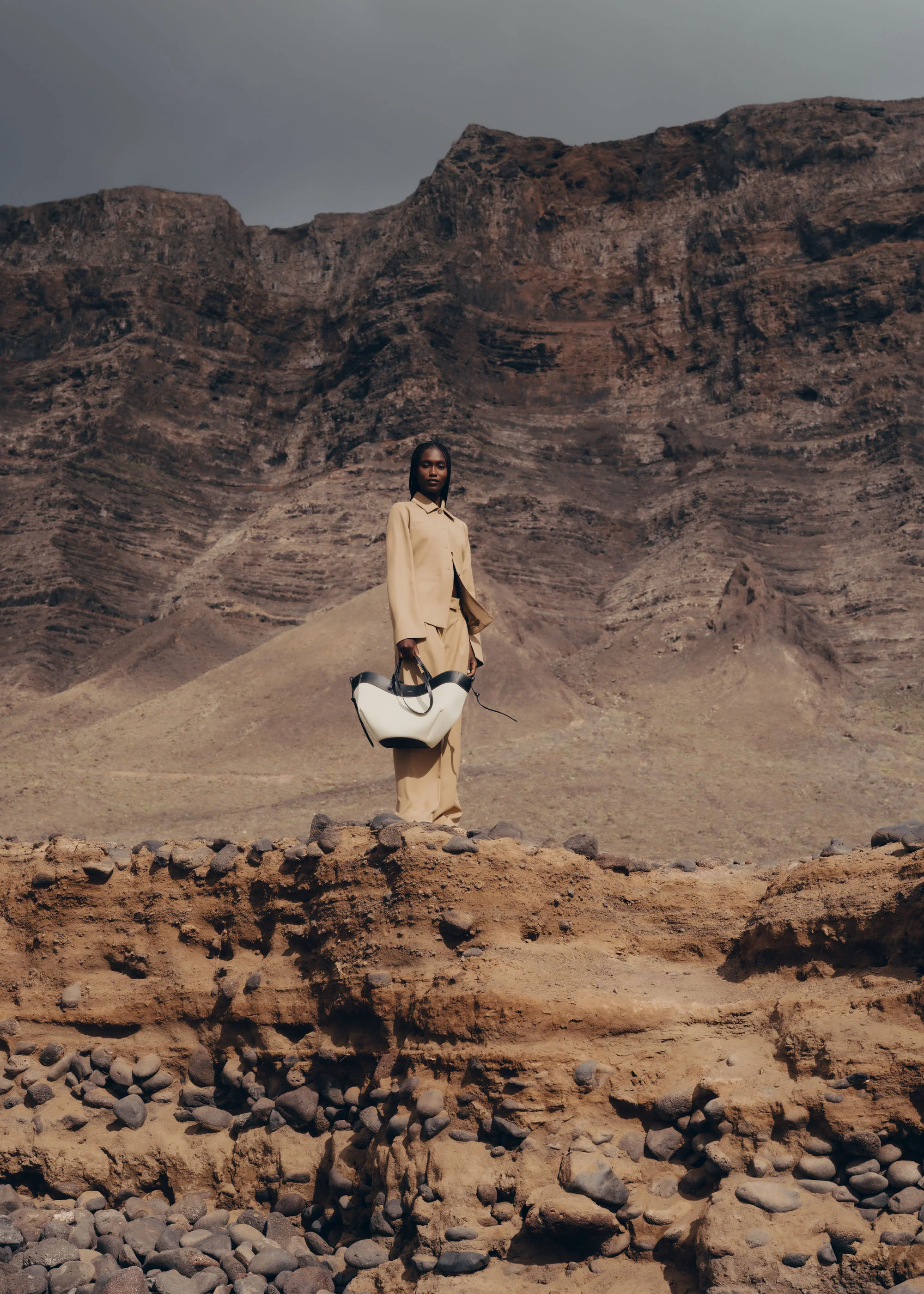 Cyme - Black Canvas - Image 5