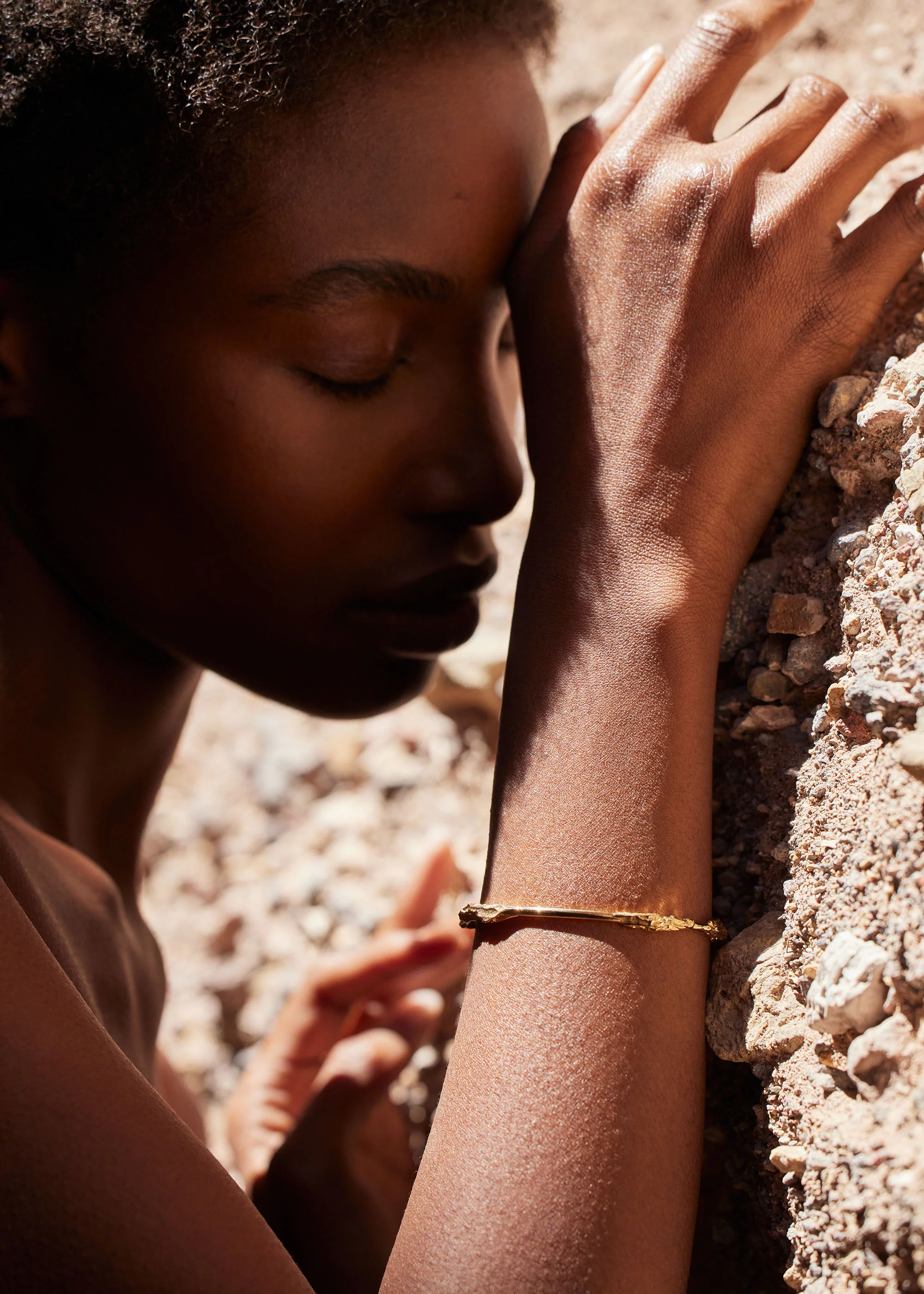 Eroz Bangle - 24 carat gold gilded - Image 3