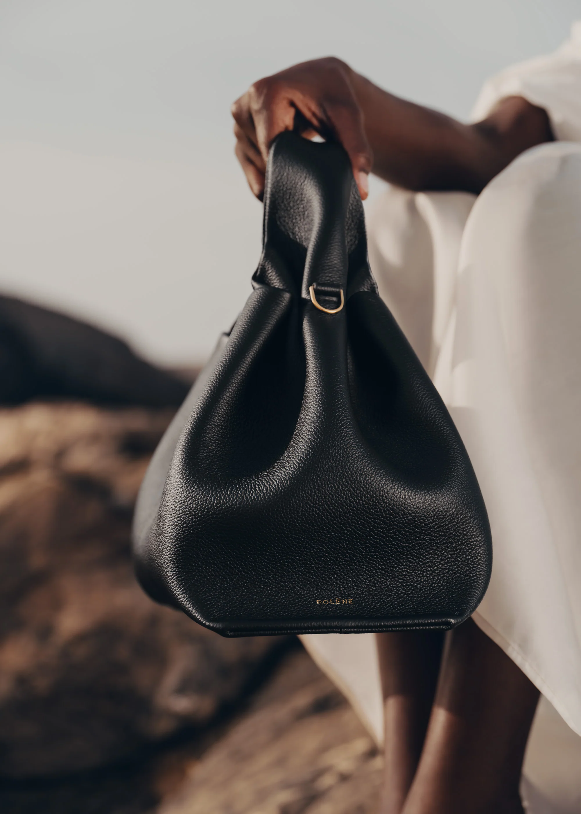 Numéro Neuf - Textured Black - Image 3