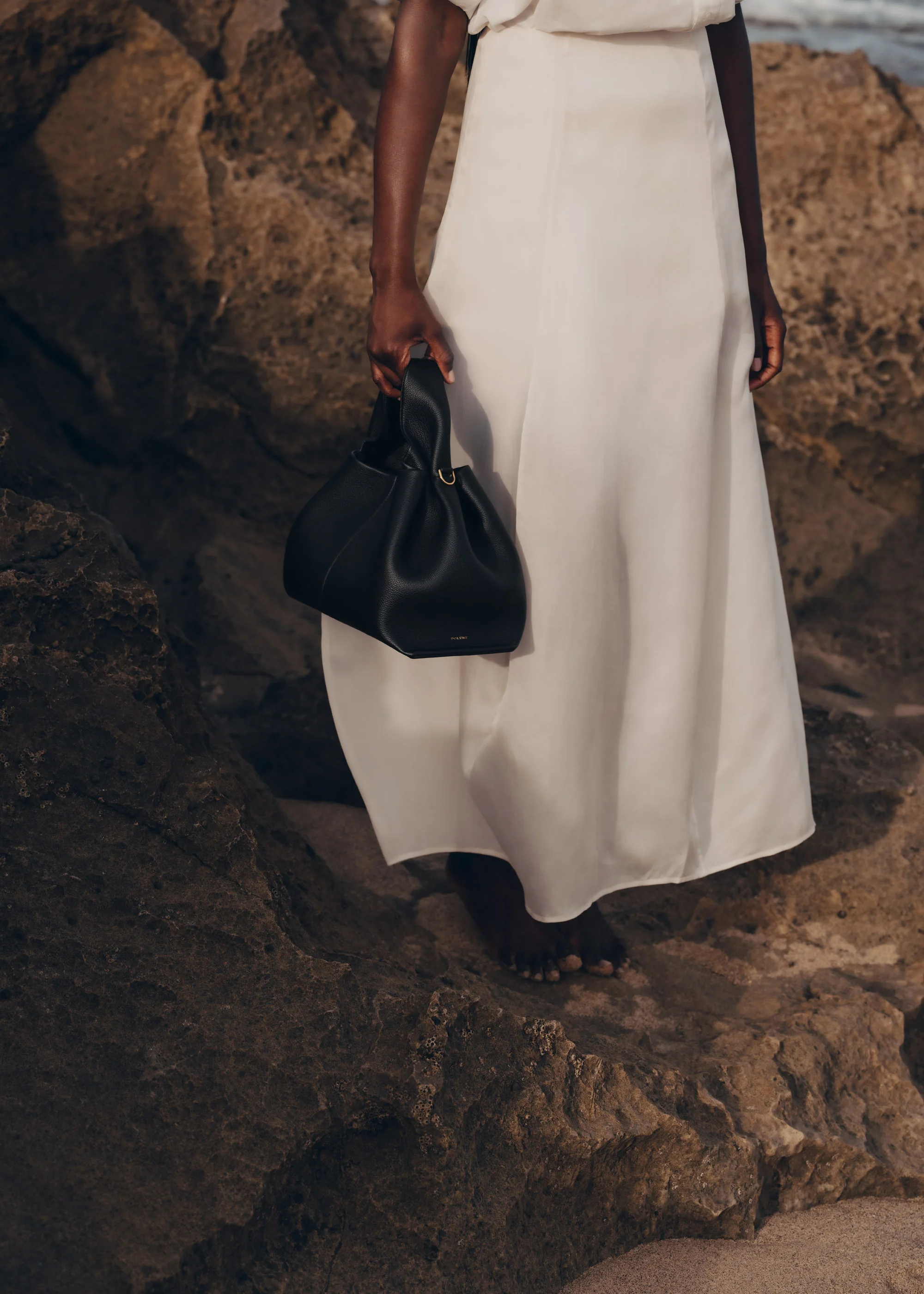 Numéro Neuf - Textured Black - Image 5