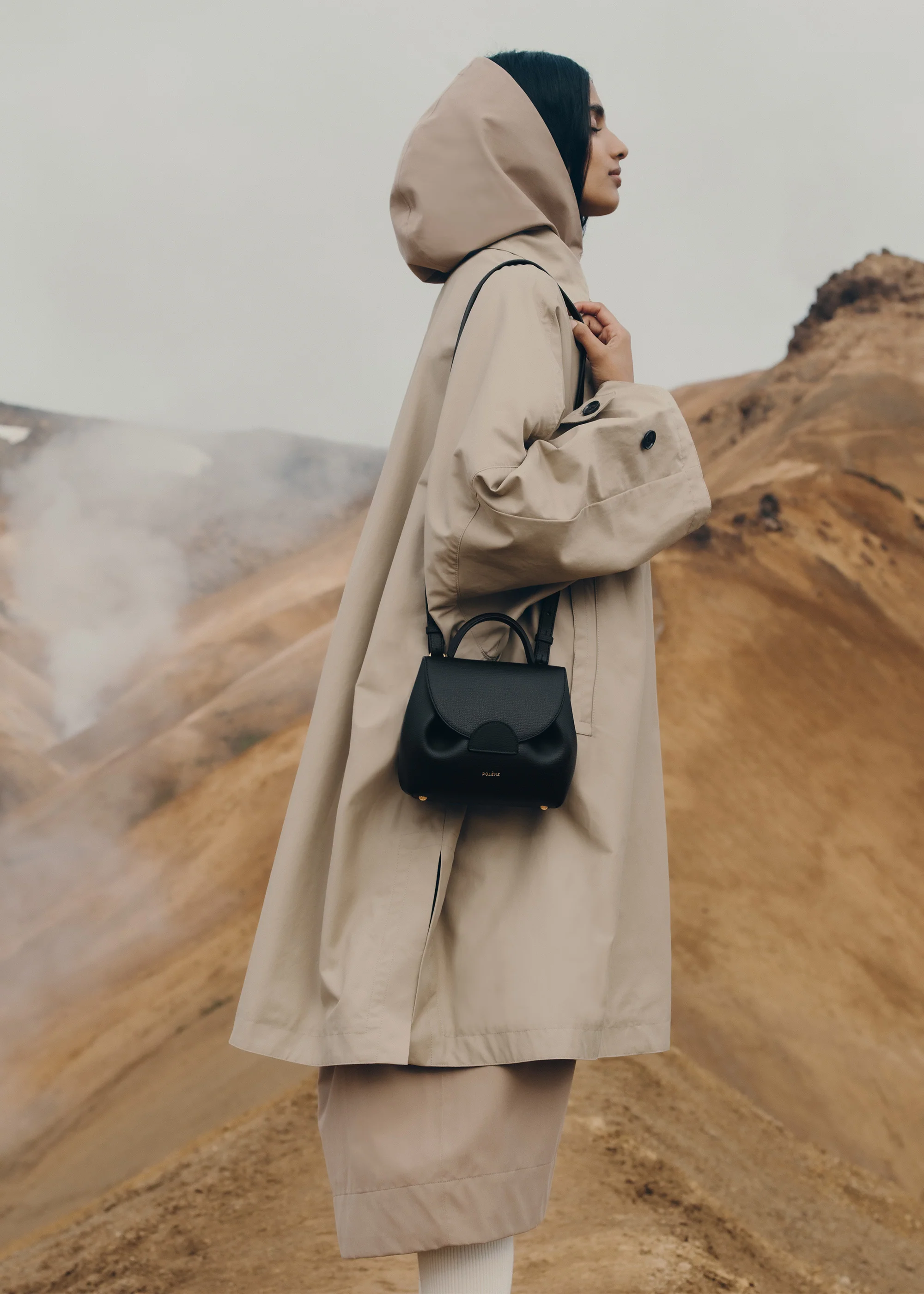 Numéro Un Nano - Textured Black - Image 4