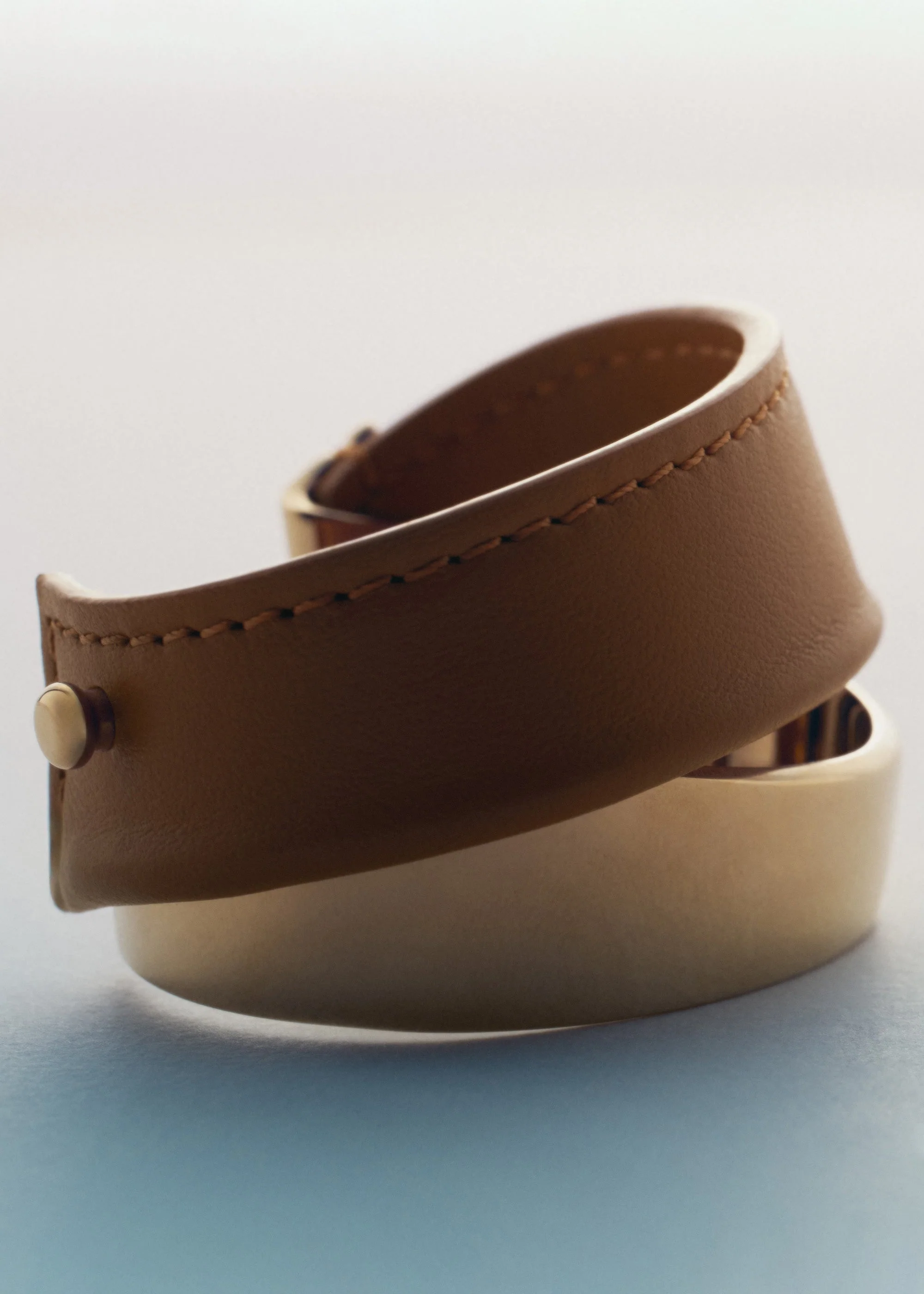 Ormé Cuff - Gold Gilded with Camel Leather - Image 3