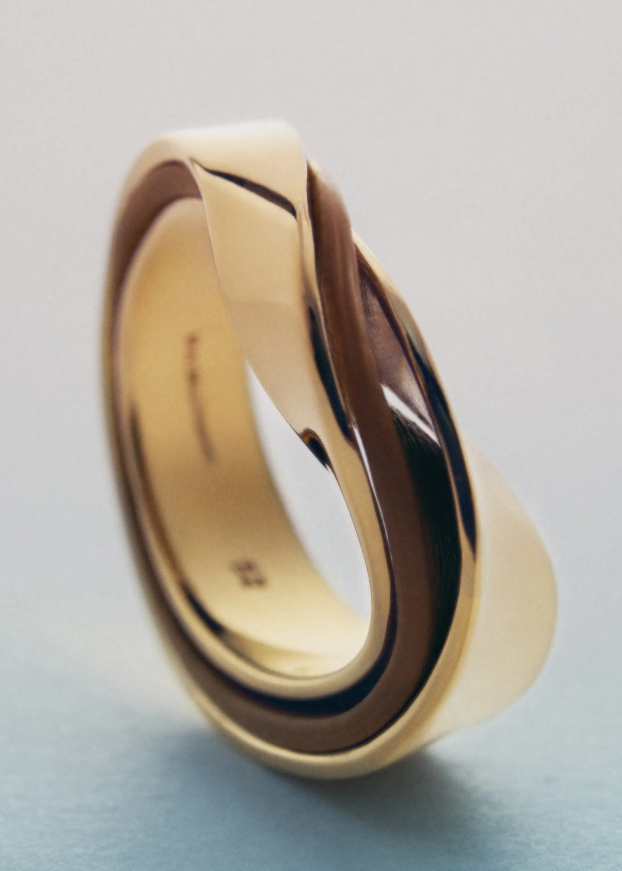 Ormé Ring - Gold Gilded with Camel Leather - Image 3